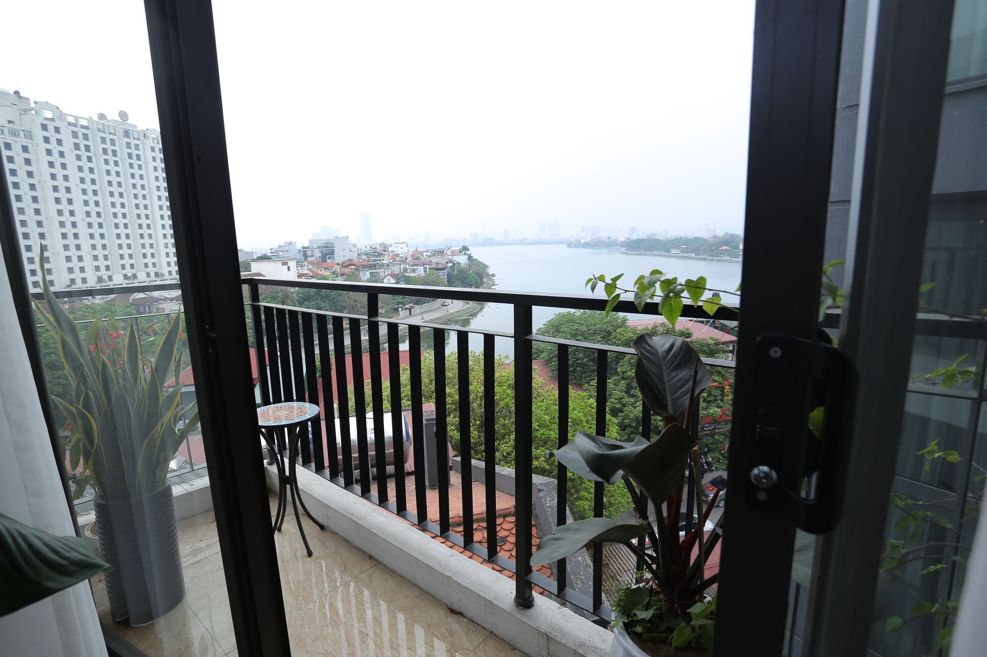 Nyt Home Xuan Dieu Hanoi Eksteriør bilde